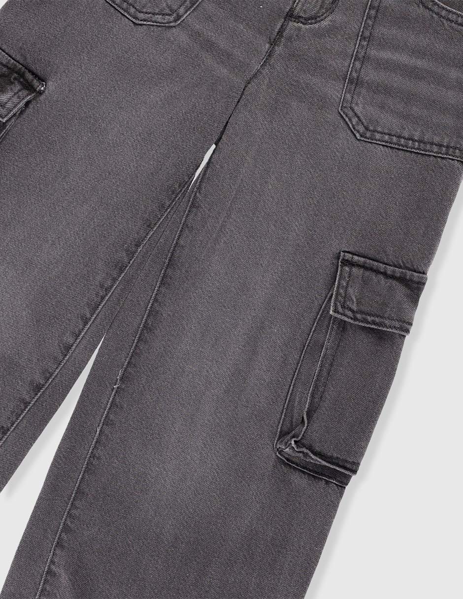 Jeans cargo amplio lavado obscuro para niña 7