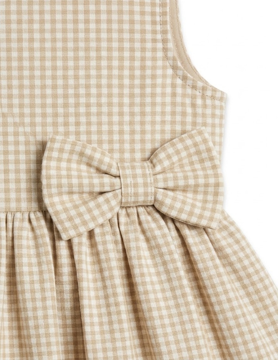 Vestido con suéter sin manga para niña 5